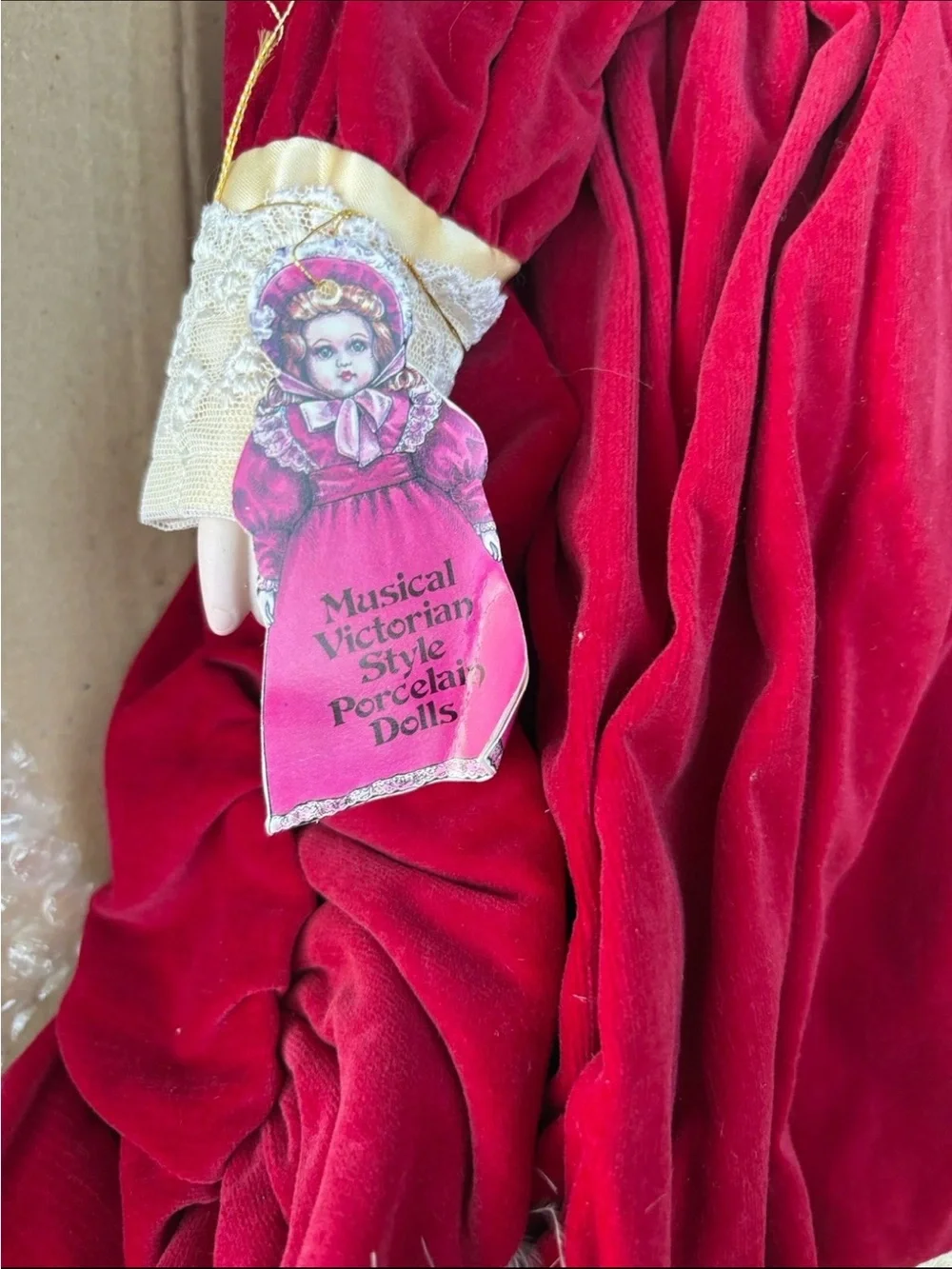 Victoria Ashlea Originals Porcelain Musical Collector Doll House Of Global Art 3